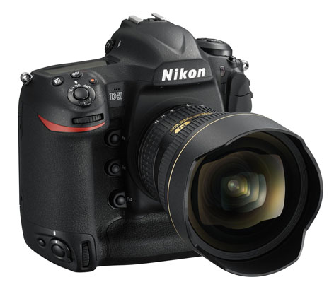 Nikon D5, la professionale a cui si ispira la nuova D850